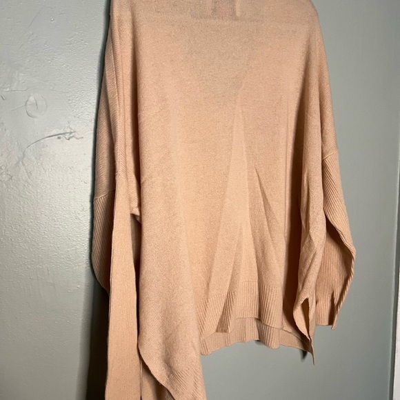 Herzen's Angelegenheit peach cashmere vneck sweater - Picture 7 of 7
